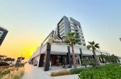 Shop - Studio - 1 Bathroom for rent in AZIZI Riviera - Meydan One - Meydan - Dubai