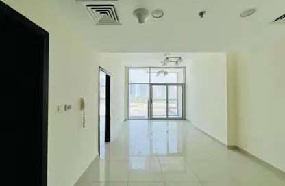 Apartment - 1 Bedroom - 2 Bathrooms for rent in Alza 11 - Dubai Land - Dubai