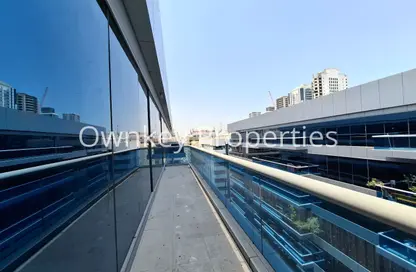 Apartment - 3 Bedrooms - 3 Bathrooms for rent in Silver Sands 2 - Mankhool - Bur Dubai - Dubai