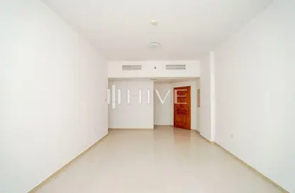 Empty Room image for: Apartment - 1 Bedroom - 2 Bathrooms for rent in Mashael - Barsha Heights (Tecom) - Dubai, Image 1