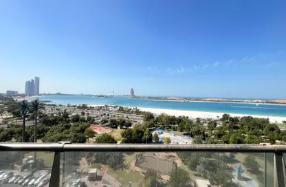 Apartment - 4 Bedrooms - 5 Bathrooms for rent in Baynuna Tower 1 - Corniche Road - Abu Dhabi