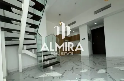 Apartment - 2 Bedrooms - 3 Bathrooms for rent in Oasis 2 - Oasis Residences - Masdar City - Abu Dhabi
