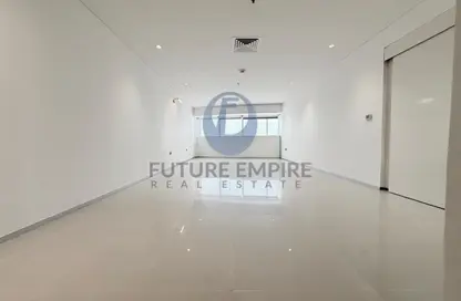 شقة - 2 غرف نوم - 2 حمامات للايجار في برج بارك - شارع الشيخ زايد - دبي