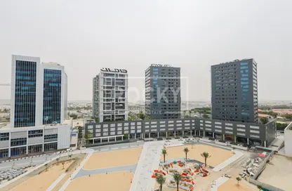 شقة - 2 غرف نوم - 3 حمامات للايجار في آرت 18 - الخليج التجاري - دبي