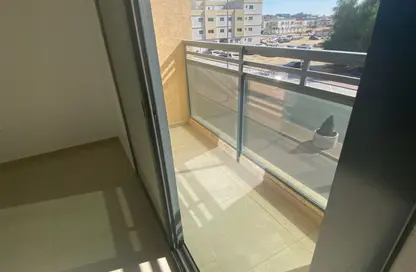 شقة - 2 غرف نوم - 3 حمامات للايجار في 2 المويهات - المويهات - عجمان