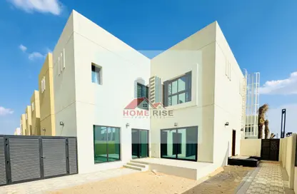 Villa - 3 Bedrooms - 4 Bathrooms for rent in Sharjah Sustainable City - Sharjah