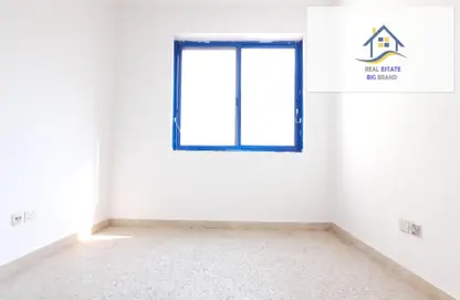 Empty Room image for: Apartment - 3 Bedrooms - 3 Bathrooms for rent in Muroor Area - Abu Dhabi, Image 1