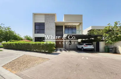 Villa - 5 Bedrooms - 4 Bathrooms for sale in Whitefield 1 - Whitefield - DAMAC Hills - Dubai