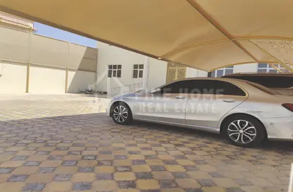 مجمع سكني - 8 غرف نوم - 8 حمامات للبيع في الشامخة - أبوظبي