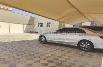 مجمع سكني - 8 غرف نوم - 8 حمامات للبيع في الشامخة - أبوظبي