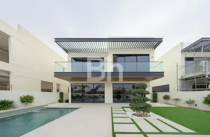 Villa - 5 Bedrooms - 6 Bathrooms for sale in Jumeirah Park Homes - Jumeirah Park - Dubai