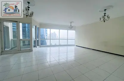Apartment - 3 Bedrooms - 4 Bathrooms for rent in Al Majaz 3 - Al Majaz - Sharjah