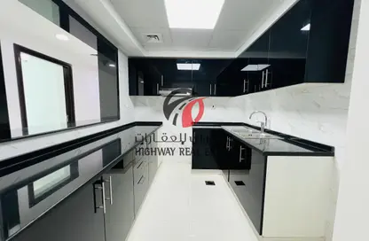 شقة - 2 غرف نوم - 2 حمامات للايجار في ماجيستك تاور - شارع الابراج - الخليج التجاري - دبي شقة - 2 غرف نوم - 2 حمامات للايجار في ماجيستك تاور - شارع الابراج - الخليج التجاري - دبي