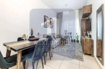 شقة - غرفة نوم - 2 حمامات للايجار في برج ريجيل - الضاحية 10 - قرية الجميرا سركل - دبي شقة - غرفة نوم - 2 حمامات للايجار في برج ريجيل - الضاحية 10 - قرية الجميرا سركل - دبي