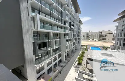 Apartment - Studio - 1 Bathroom for rent in Oasis 1 - Oasis Residences - Masdar City - Abu Dhabi