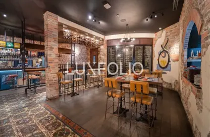 Retail - Studio for rent in Airport Road - Airport Road Area - Al Garhoud - Dubai