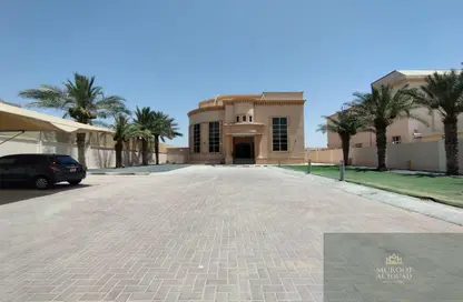 Apartment - 2 Bedrooms - 2 Bathrooms for rent in Mohamed Bin Zayed City Villas - Mohamed Bin Zayed City - Abu Dhabi