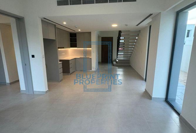 16050300 - Property Image 2