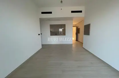 شقة - 2 غرف نوم - 2 حمامات للايجار في مرتفعات بن غاطي - الضاحية 10 - قرية جميرا الدائرية - دبي