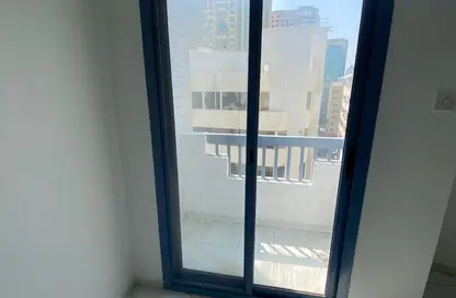 شقة - 3 غرف نوم - 3 حمامات للايجار في الند - القاسمية - الشارقة