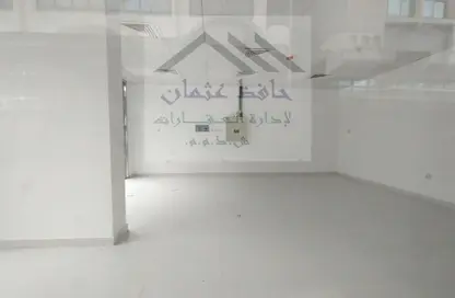 Shop - Studio for rent in Al Khalidiya - Abu Dhabi