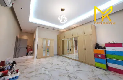 Villa - 5 Bedrooms - 7 Bathrooms for sale in Hoshi - Al Badie - Sharjah