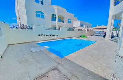 صورة لـ حوض سباحة شقة - 1 حمام للايجار في مدينة خليفة أ - مدينة خليفة - أبوظبي ، صورة رقم 1