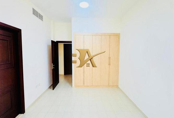 15945300 - Property Image 3