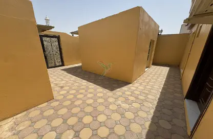 فيلا - 2 غرف نوم - 2 حمامات للايجار في "جفات النيار " - زاخر - العين