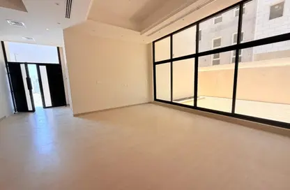 Apartment - 2 Bedrooms - 3 Bathrooms for rent in Madinat Al Riyad - Abu Dhabi