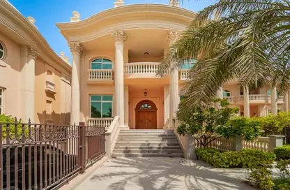Villa - 4 Bedrooms - 6 Bathrooms for rent in Raffles The Palm - The Crescent - Palm Jumeirah - Dubai