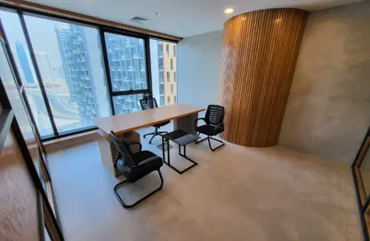 Office Space - Studio for rent in Churchill Towers - Business Bay - Dubai