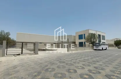 مستودع - استوديو للبيع في المنطقة الحرة بالحمرية - الشارقة