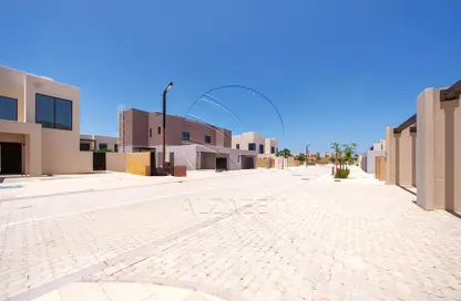 Villa - 2 Bedrooms - 4 Bathrooms for rent in Al Jurf Gardens - AlJurf - Ghantoot - Abu Dhabi
