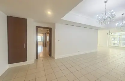 Apartment - 3 Bedrooms - 4 Bathrooms for rent in Al Anbar Tower - Emaar 6 Towers - Dubai Marina - Dubai