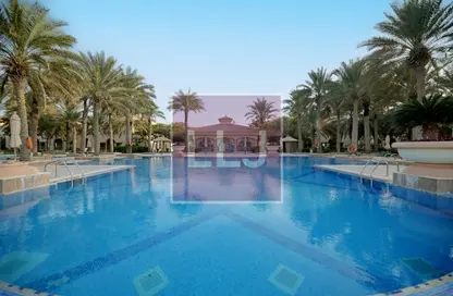 Villa - 4 Bedrooms - 6 Bathrooms for rent in Al Raha Beach Hotel - Al Raha Beach - Abu Dhabi