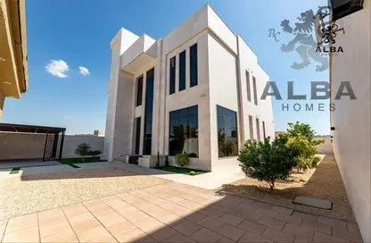 Villa - 5 Bedrooms - 6 Bathrooms for rent in Al Barsha South 2 - Al Barsha South - Al Barsha - Dubai