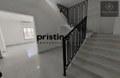Office Space - Studio - 2 Bathrooms for rent in Al Wahda Street - Al Wahda - Abu Dhabi