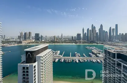 شقة - 2 غرف نوم - 3 حمامات للايجار في جراند بلو تاور 1 - إعمار بيتشفرونت - دبي هاربور - دبي