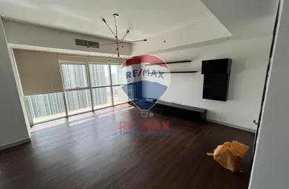 Apartment - 2 Bedrooms - 3 Bathrooms for rent in Tala Tower - Marina Square - Al Reem Island - Abu Dhabi