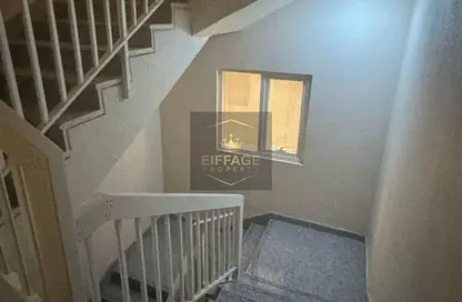 مجمع سكني - 8 غرف نوم - 8 حمامات للبيع في المجرة - الشرق - الشارقة