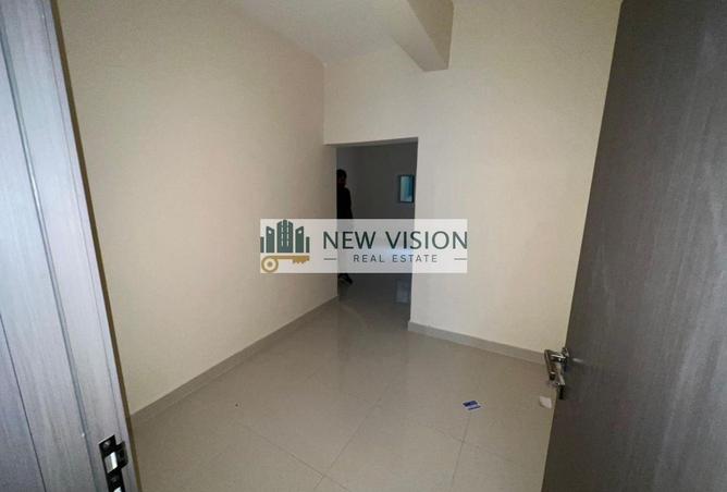 15748000 - Property Image 3