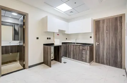Apartment - 1 Bedroom - 2 Bathrooms for rent in Rukan Tower B - Rukan Tower - Dubai Land - Dubai