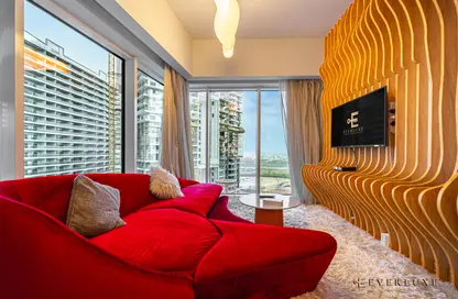 Living Room image for: Apartment - Studio - 1 Bathroom for rent in West Wharf - Business Bay - Dubai, Image 1