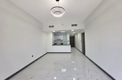 Apartment - 1 Bedroom - 2 Bathrooms for rent in Rukan Tower A - Rukan Tower - Dubai Land - Dubai