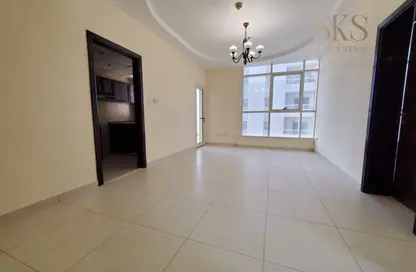 Apartment - 1 Bedroom - 2 Bathrooms for rent in Sama Building - Al Barsha 1 - Al Barsha - Dubai