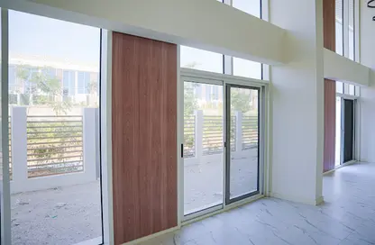 تاون هاوس - 4 غرف نوم - 6 حمامات للبيع في روكان 3 - دبي لاند - دبي