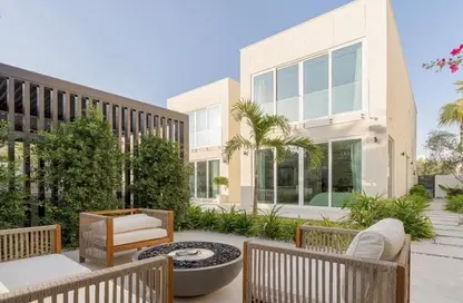 Villa - 5 Bedrooms - 5 Bathrooms for sale in Meadows 6 - Meadows - Dubai