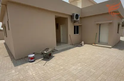 Villa - 3 Bedrooms - 4 Bathrooms for rent in Al Dhait South - Al Dhait - Ras Al Khaimah
