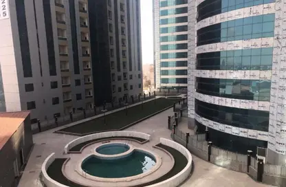شقة - غرفة نوم - 2 حمامات للبيع في أورينت تاور 1 - أورينت تاور - البستان - عجمان